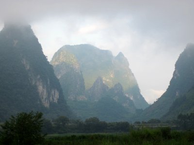 Li River and mountains in Yangshuo County, Guilin40 photo