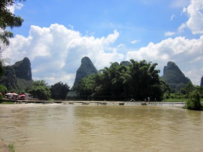 Li River and mountains in Yangshuo County, Guilin86