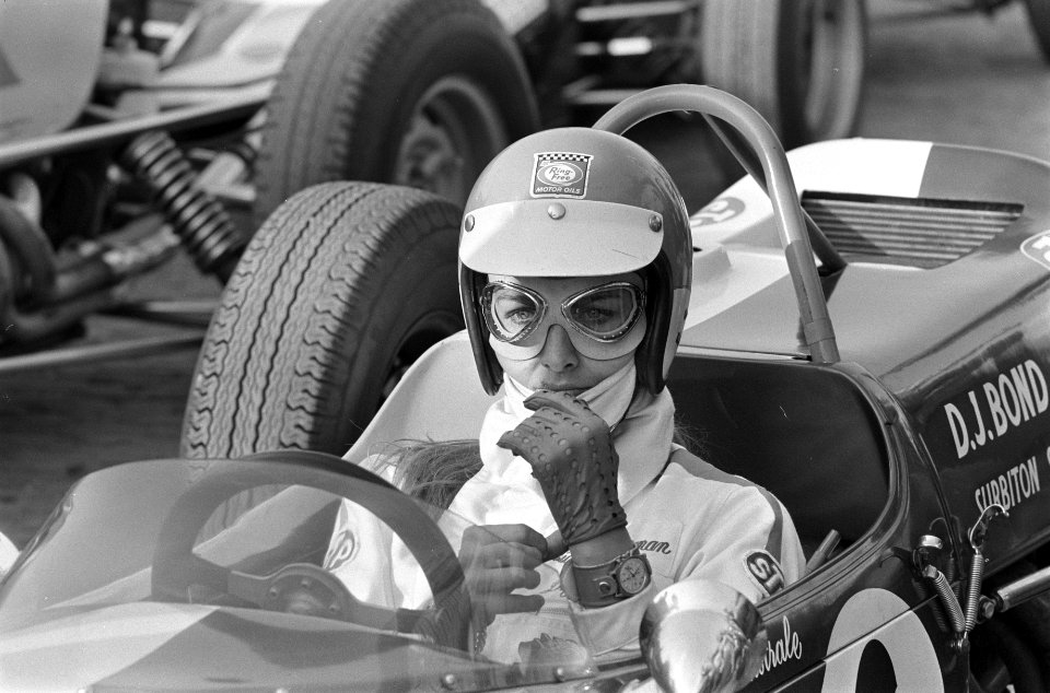 Liane Engeman in car