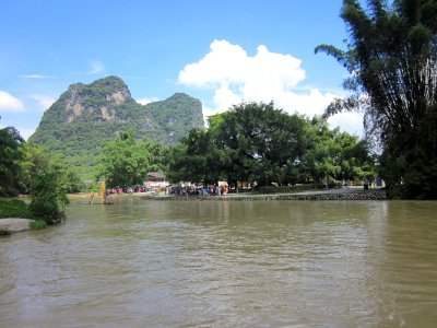 Li River and mountains in Yangshuo County, Guilin87
