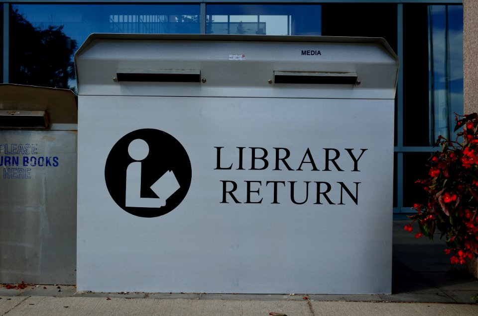 LibraryBookReturnDropBox2