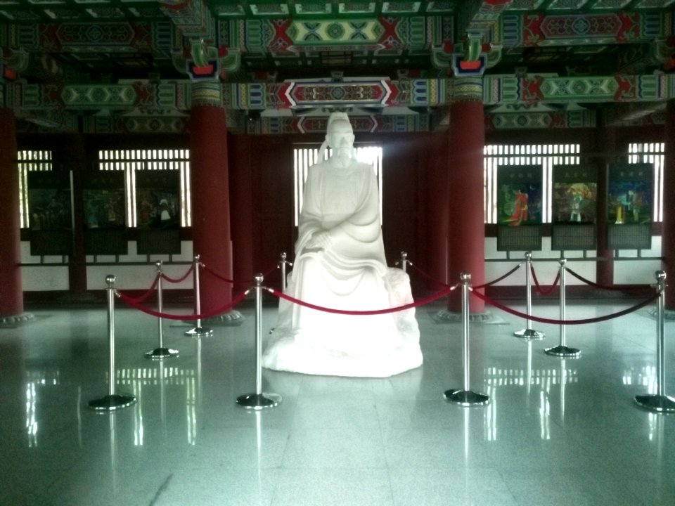 LiBaimemorialhall027