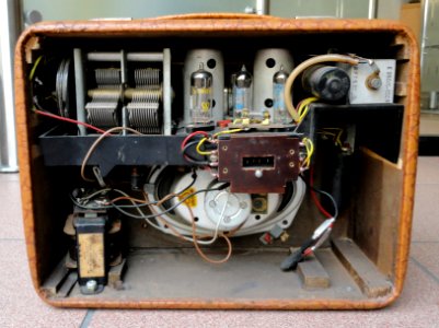 Libelle Portable Radio receiver-tuner pic2 photo