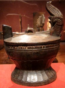 Lidded ceremonial mortar, Sumatra, Toba Batak, Honolulu Museum of Art