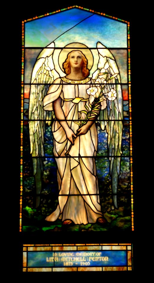 Lida Mitchell Fenton Window, Joseph Laubner designer, Tiffany Studios, c. 1900, glass, pigment, lead, copper foil - Cincinnati Art Museum - DSC04318