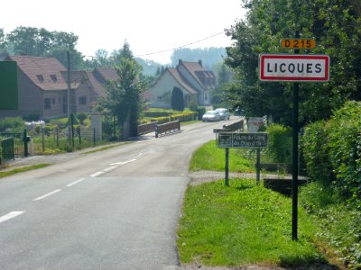Licques (Pas-de-Calais) city limit sign