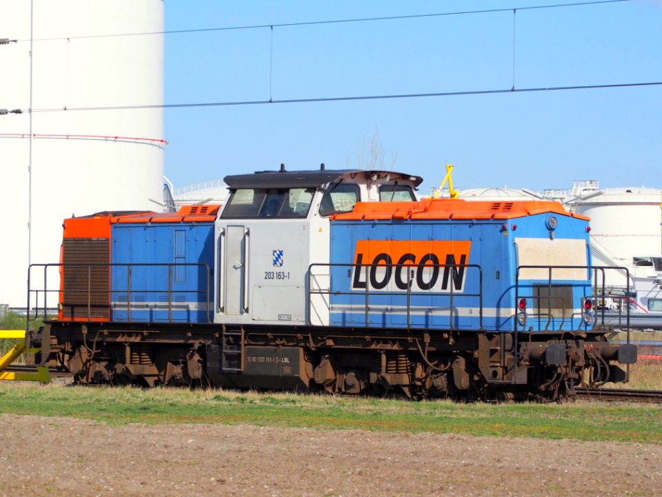Locon 203 163-1 at the Westhaven, Port of Amsterdam, pic5