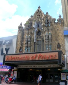 Loews Valencia Jamaica Av jeh