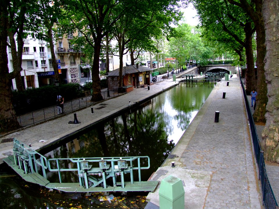 Locks in Paris photo2