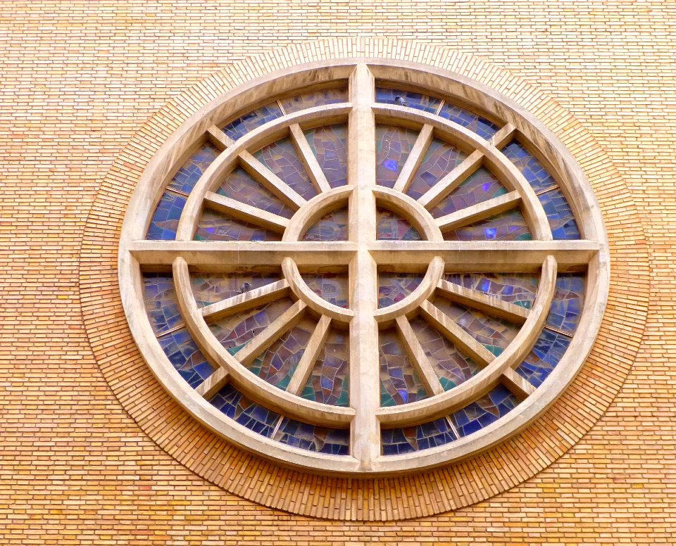 Logroño - Iglesia de Santa María de Valvanera (PP Capuchinos) 01