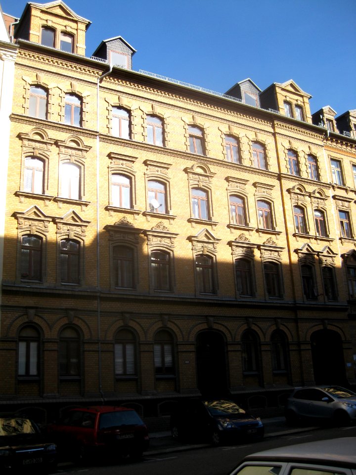 Lohrstraße 6