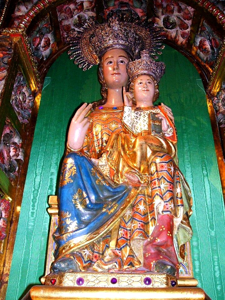 Logroño - Iglesia de Santiago 04 - Virgen de la Esperanza