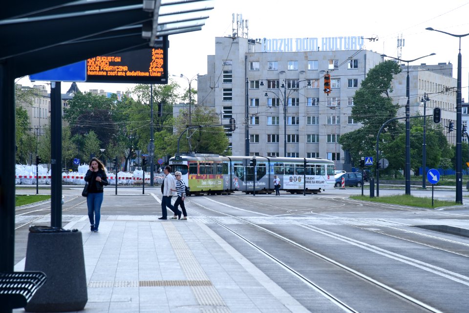 Lodzki dom kultury lodz may 2019 rodizny poznanskich avenue