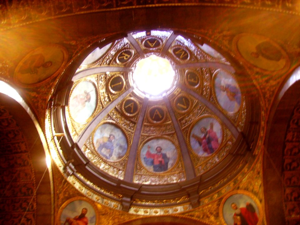 Lluc Kloster Nuestra Senora de Lluc Basilika Innen Kuppel 1