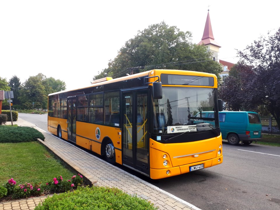 LMU-409 Ikarus-ARC E127 in Szirmabesenyő