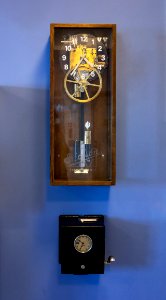LM Ericsson tidkontroll - old punch clock 1