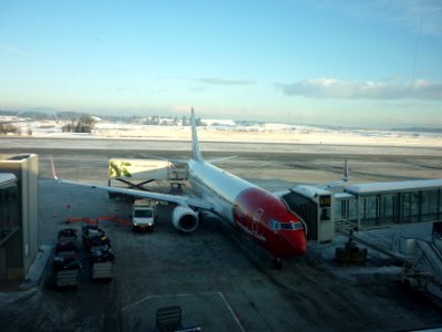 LN-NOI Boeing 737-800 of Norwegian Air Shuttle at OSL 2011-01