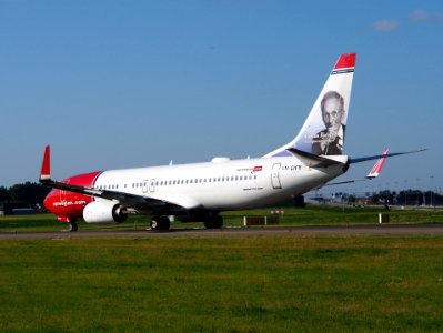 LN-DYY Norwegian Air Shuttle Boeing 737-8JP(WL) - cn 39012 taxiing 19july2013 pic8