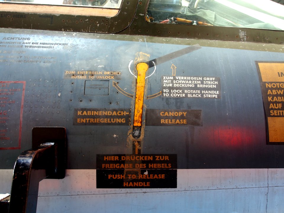 Lockheed F-104G Starfighter 21+96, Musée de l'Epopée de l'Industrie et de l'Aéronautique, pic 2