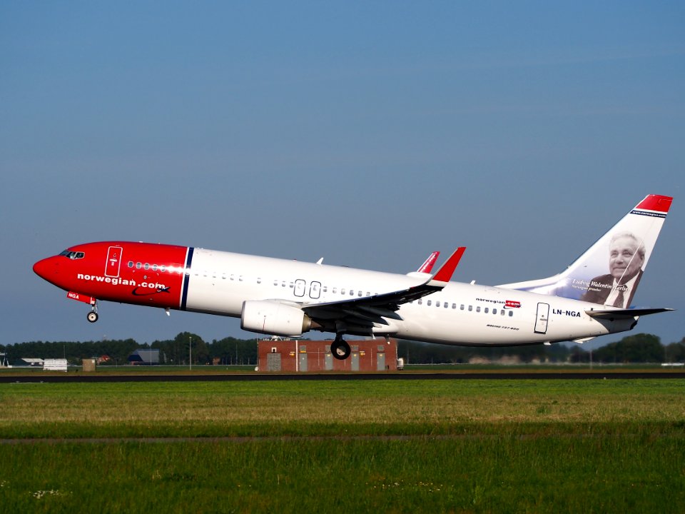 LN-NGA Boeing 737-800 Norwegian takeoff from Schiphol (AMS - EHAM), The Netherlands, 16may2014, pic-3