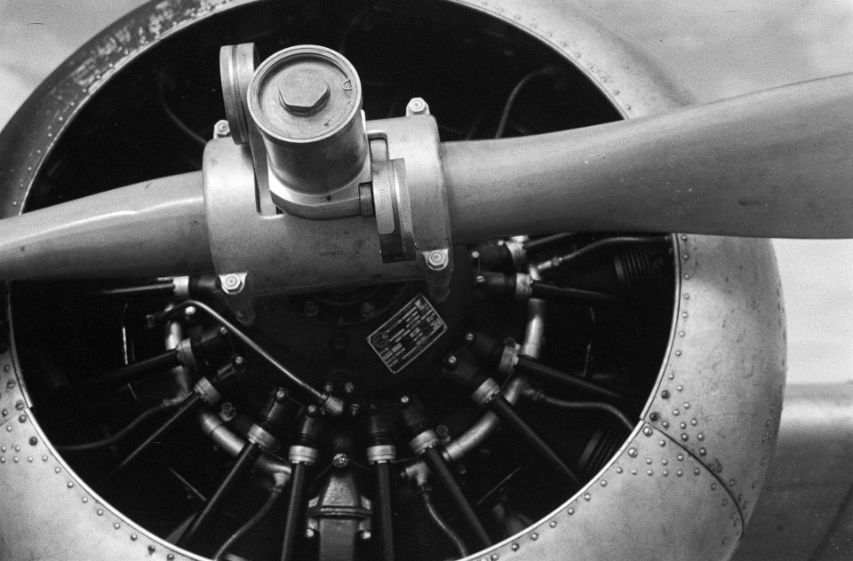 Lockheed 12 is geland, Bestanddeelnr 192-5-3