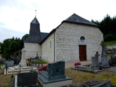 Logny-Bogny (Ardennes) église, vue du nord-ouest