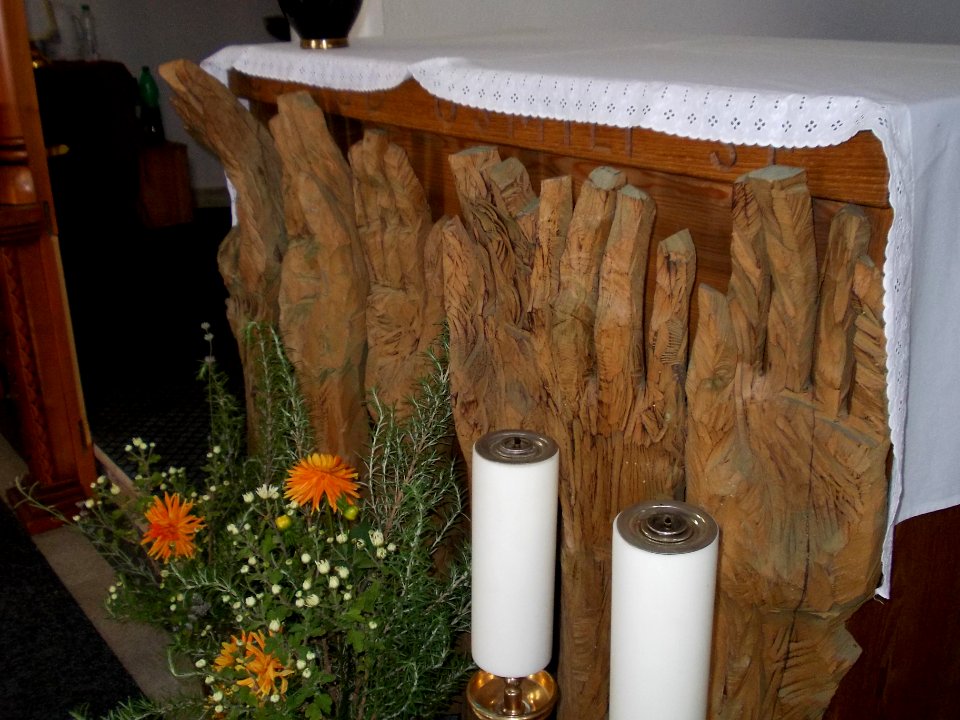 Ločna Cemetery 17
