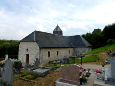 Logny-Bogny (Ardennes) église, vue du sud-ouest