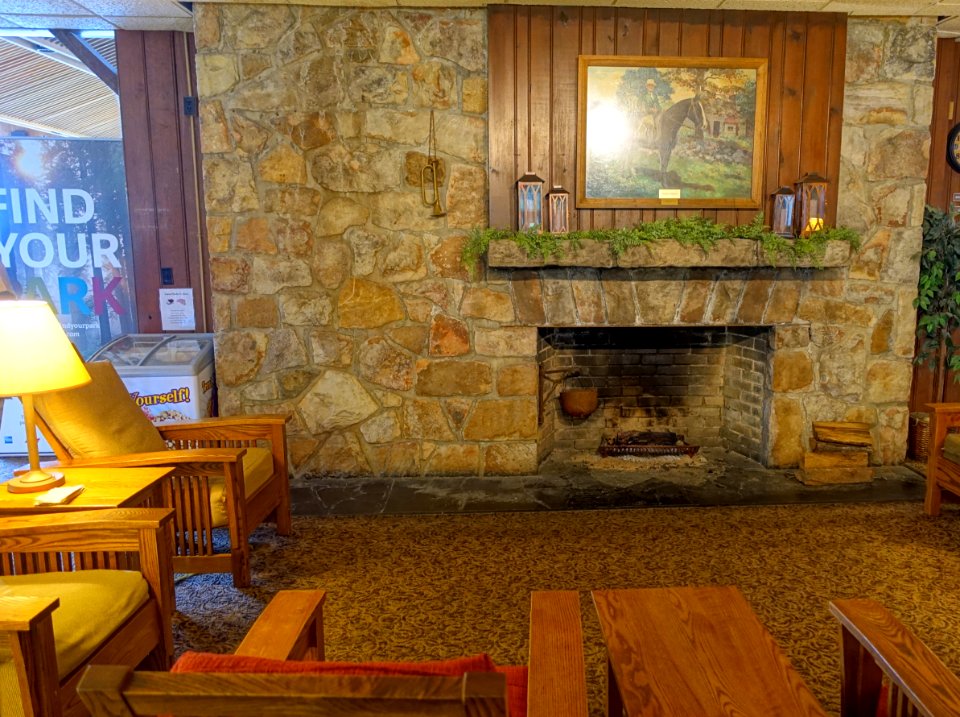 Lobby - Skyland Resort - Shenandoah National Park, Virginia, USA - DSC01373