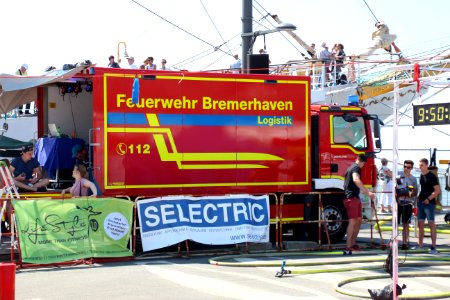 Logistik-LKW, Feuerwehr Bremerhaven, Seestadtfest 2018 in Bremerhaven