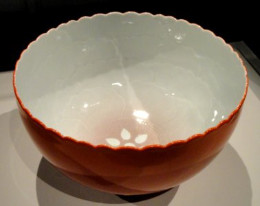 Lobed Bowl, 1890-1900, by Seifu Yohei III (1851-1914), Japan, porcelain - Art Institute of Chicago - DSC00259