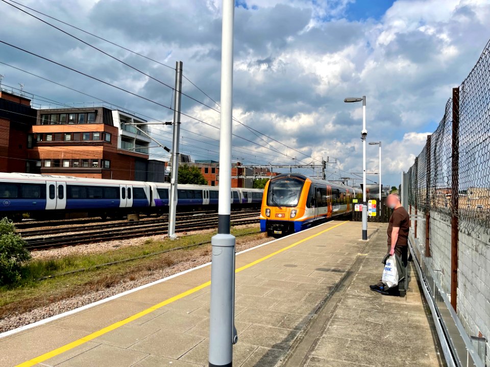 LO Class 710 arriving at platfom 1 of Romford station