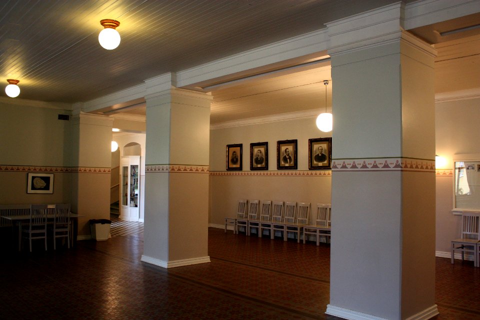 Lobby Oulun Lyseo 20110903