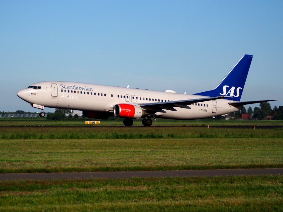 LN-RRS SAS Scandinavian Airlines Boeing 737-883 takeoff from Schiphol (AMS - EHAM), The Netherlands, 11june2014, pic-2