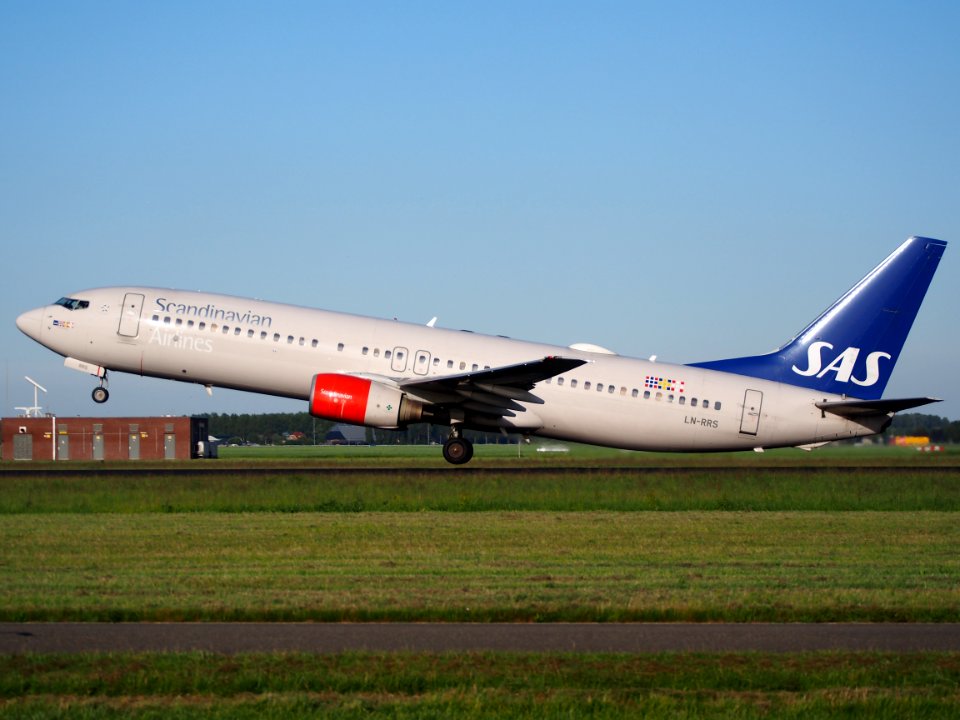 LN-RRS SAS Scandinavian Airlines Boeing 737-883 takeoff from Schiphol (AMS - EHAM), The Netherlands, 11june2014, pic-3