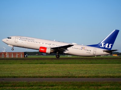 LN-RRS SAS Scandinavian Airlines Boeing 737-883 takeoff from Schiphol (AMS - EHAM), The Netherlands, 11june2014, pic-3