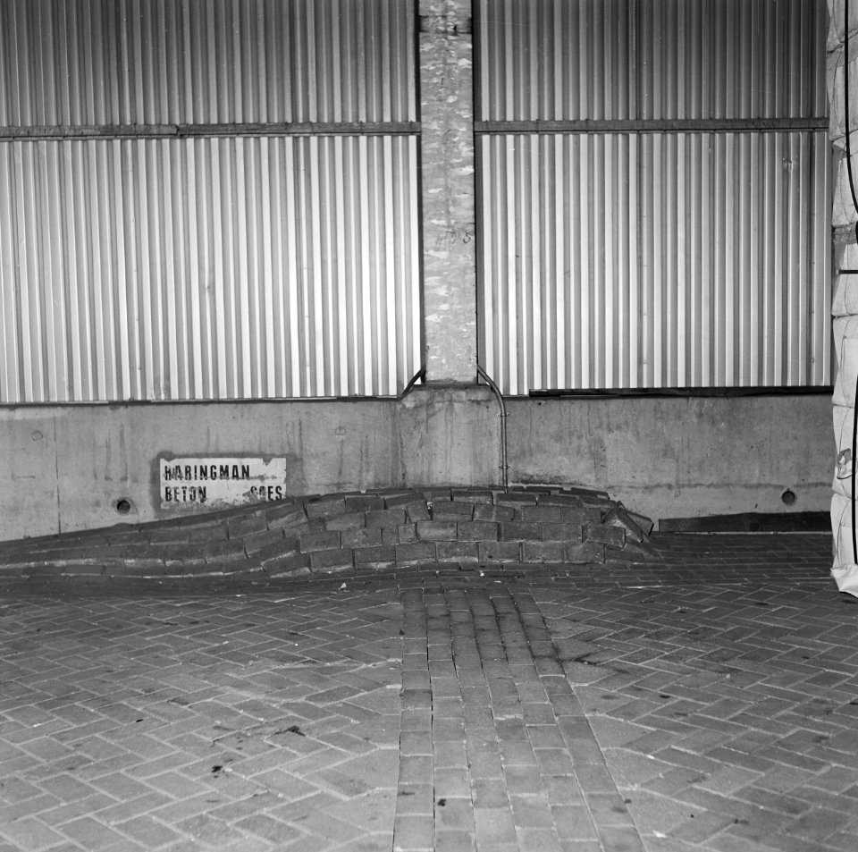 Loodsen, vloeren, verzakkingen, svenska cellulosa nv, eemshaven, Bestanddeelnr 167-1099