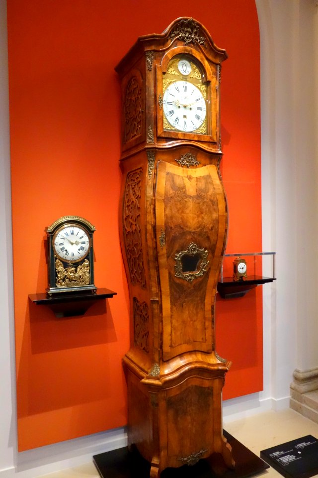 Longcase clock with musical movement (center), Johann Gottfried Kaufman, 1774 - Mathematisch-Physikalischer Salon, Dresden - DSC07968