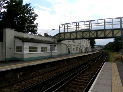 London Road (Brighton) Station, Shaftesbury Place, Brighton (August 2013) (Platforms) (1) photo