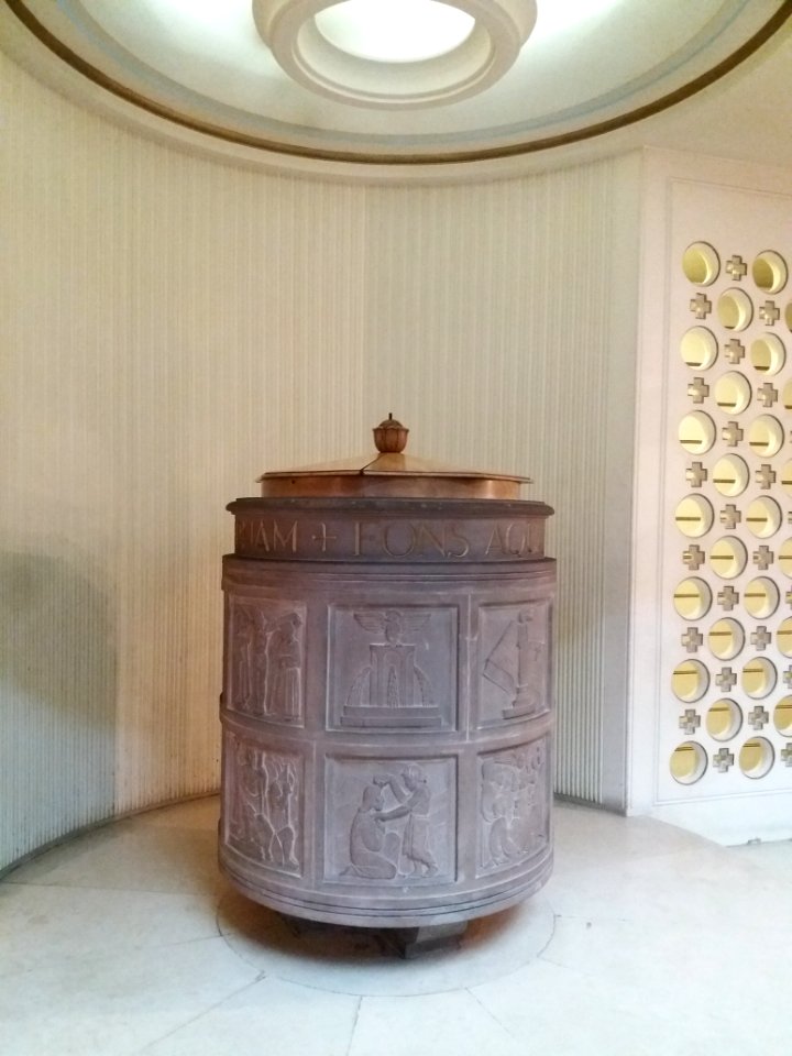 London - Church of Notre Dame de France, baptismal font