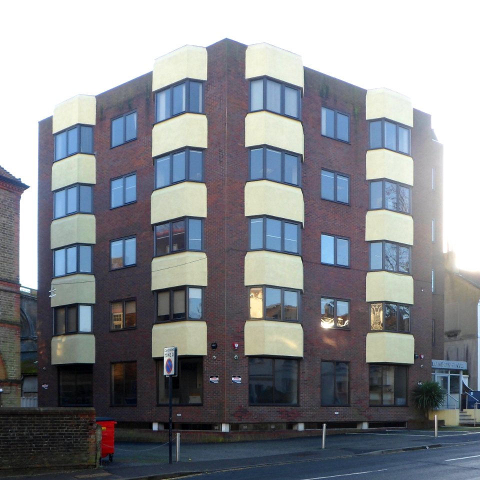 London Gate, Dyke Road Drive, Brighton (December 2013) (2)