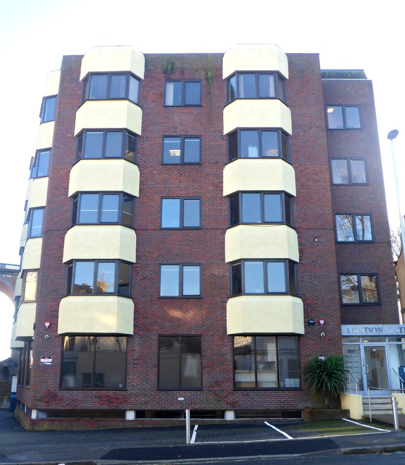 London Gate, Dyke Road Drive, Brighton (December 2013) (1)