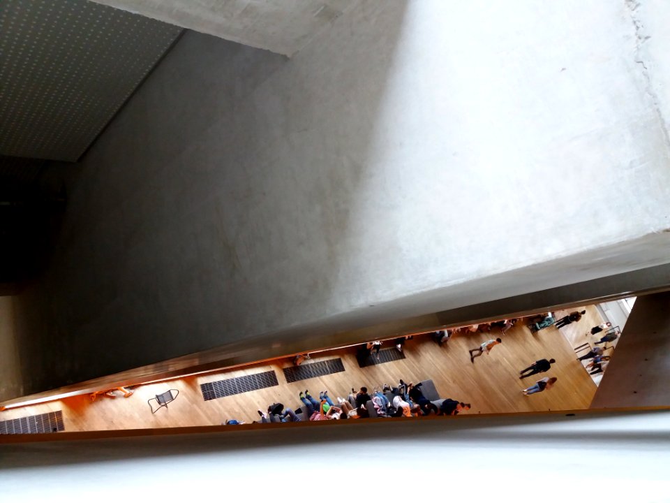 London - Tate Modern, down view from upper floor