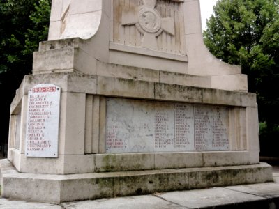 Longwy (Meurthe-et-M.) monument aux morts (04)