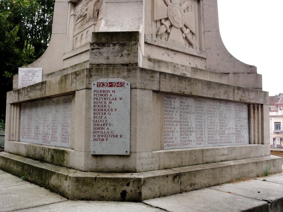 Longwy (Meurthe-et-M.) monument aux morts (06)