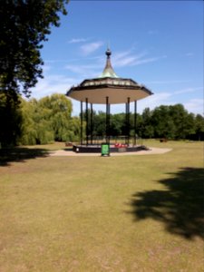 London - Regent's Park, bandstand with memorial
