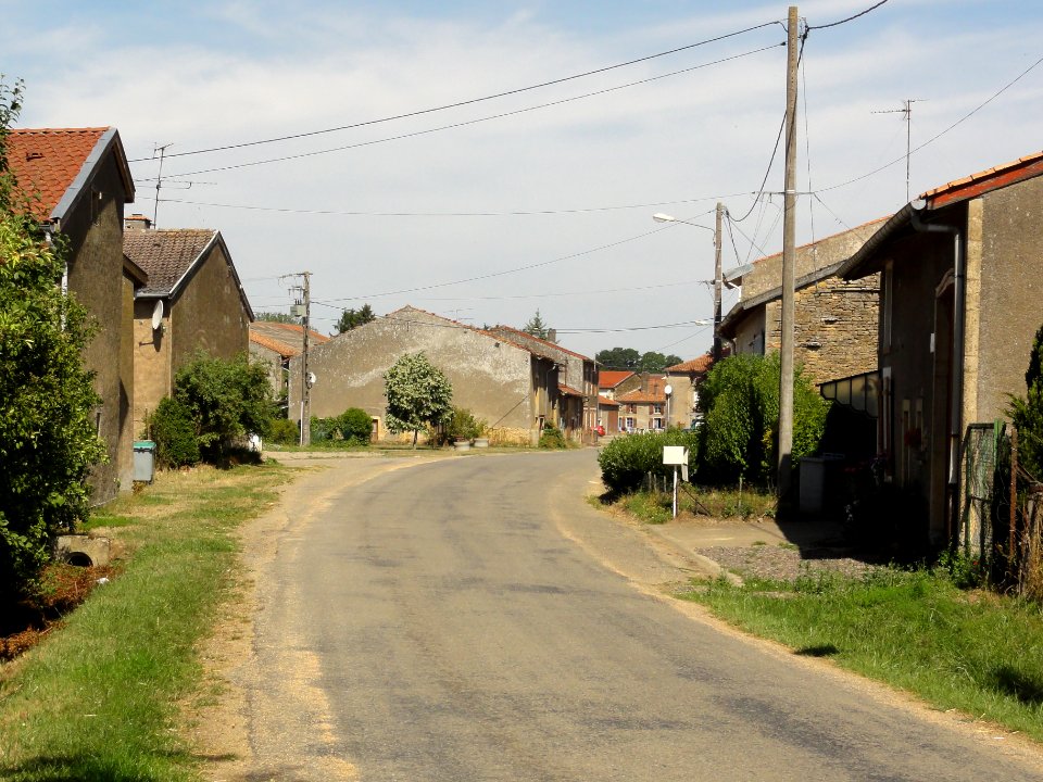 Loison (Meuse) route de Marville