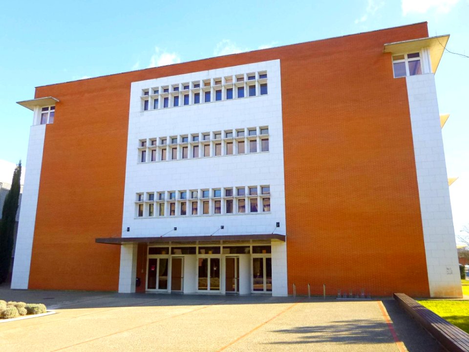 Logroño - Universidad de La Rioja, Escuela Técnica Superior de Ingeniería Industrial (ETSII) 2