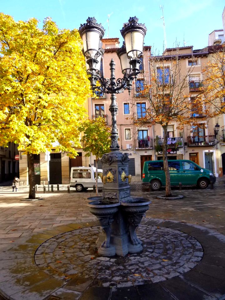 Logroño - Plaza del Mercado 1