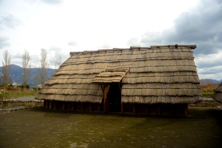 Longola (2018)-12